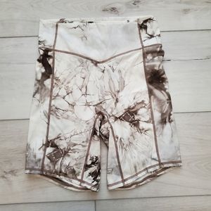 Balance Athletica Sea Salt Tie Dye Rider Oasis Shorts Medium